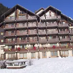 Front Slope 公寓 *