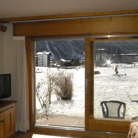 Front Slope Apartment Chamonix