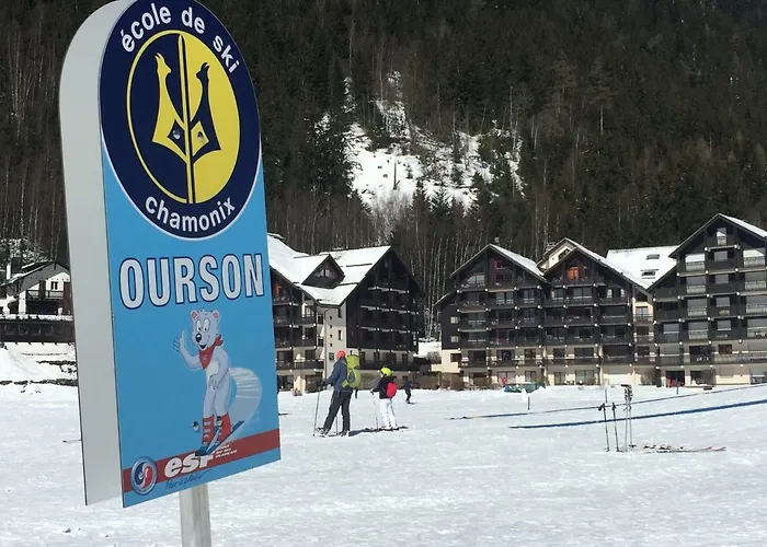 Front Slope 아파트 *