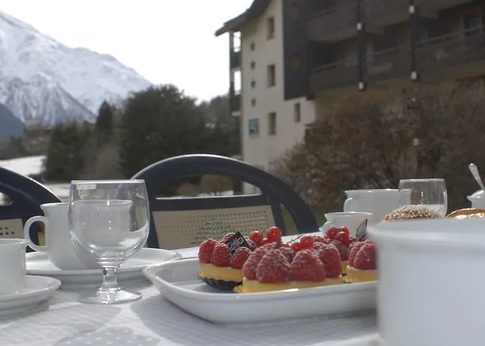 Front Slope דירה *