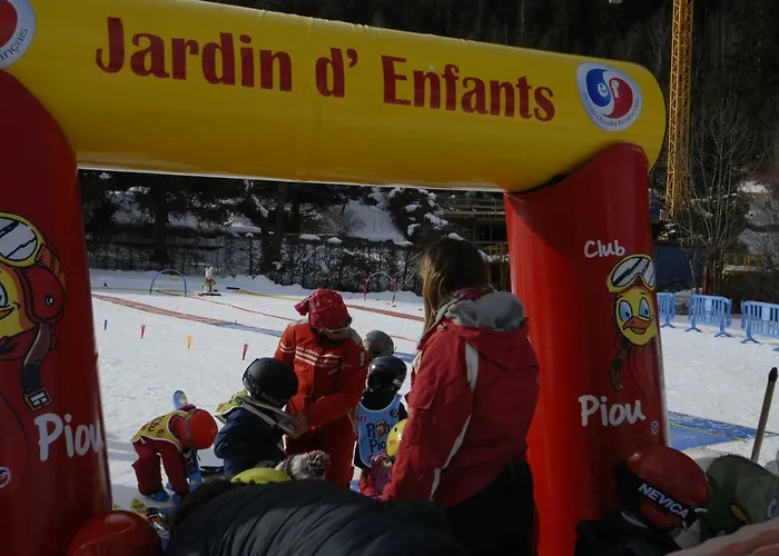 Front Slope 아파트